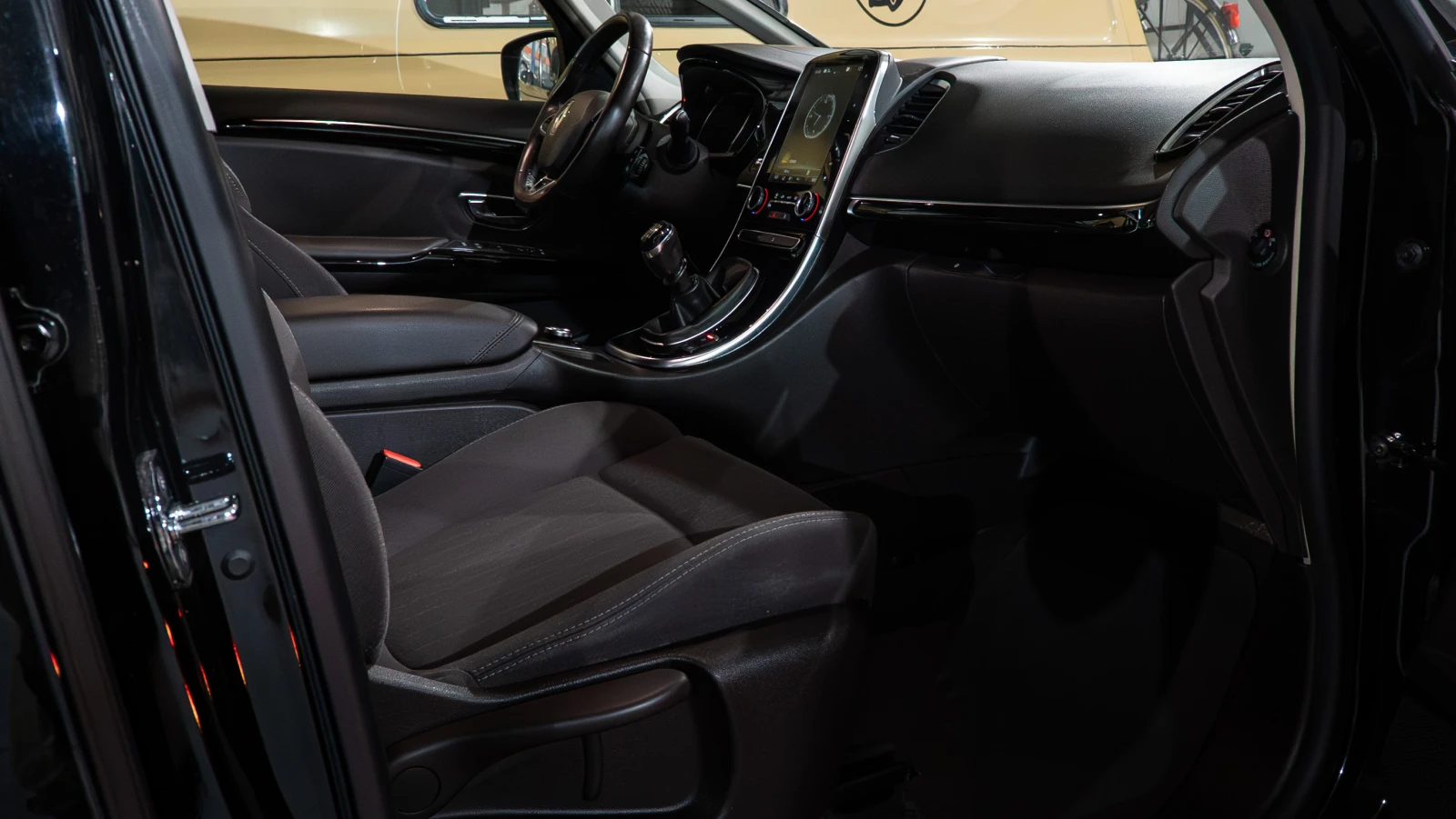 Renault Espace 7    | Mobile.bg   9