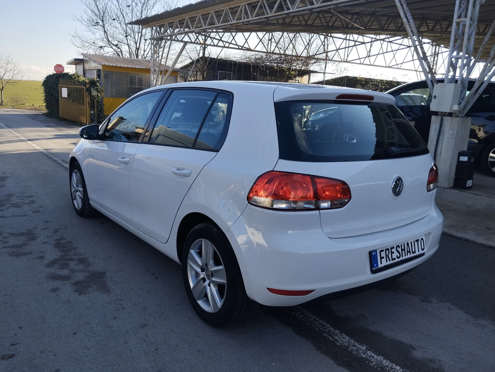 VW Golf 1.6ГАЗ - изображение 4