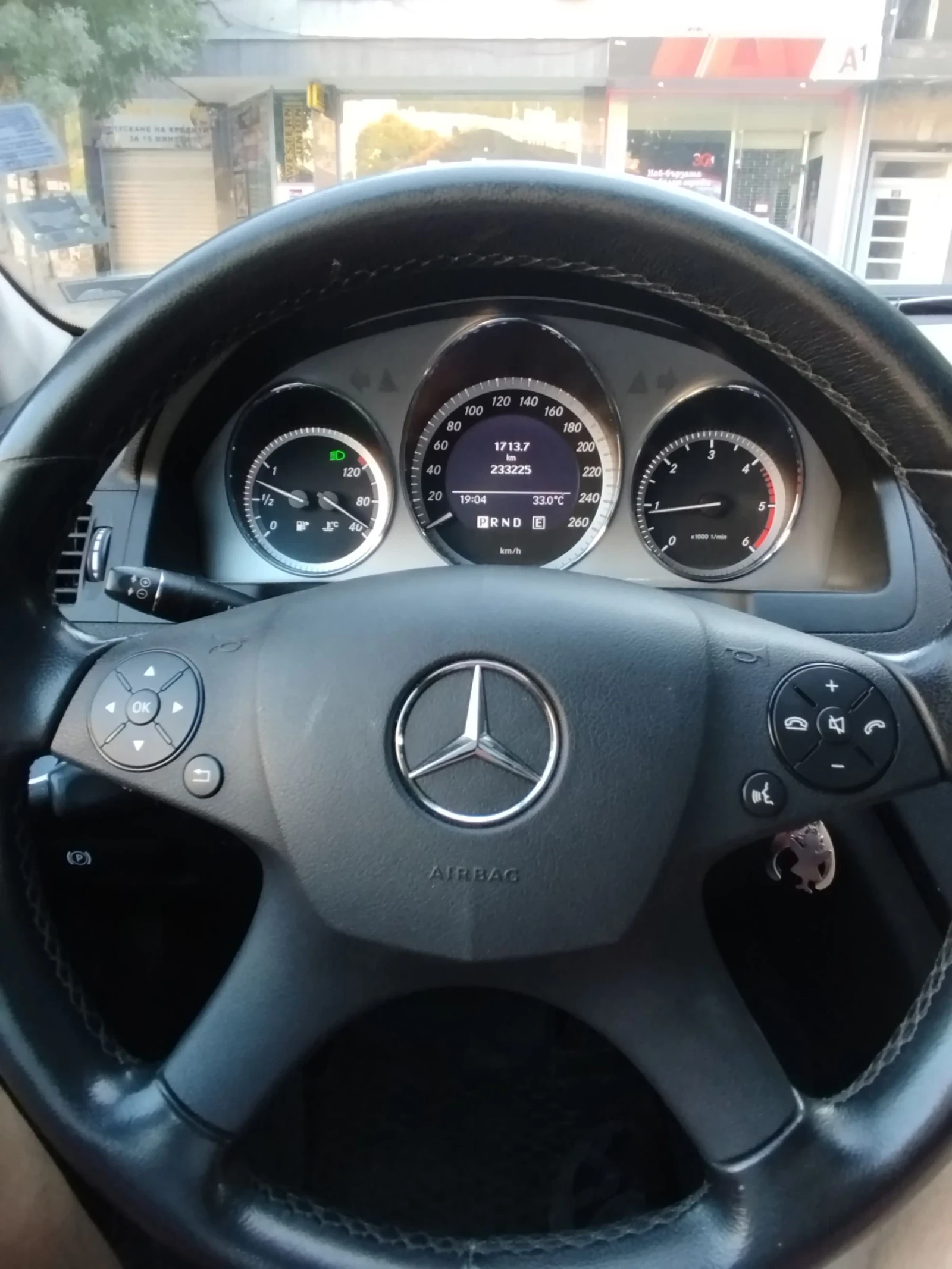 Mercedes-Benz C 220 Avantgarde  - изображение 7