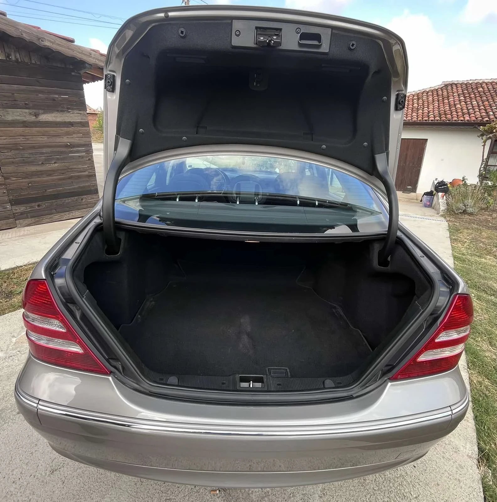 Mercedes-Benz 220  2.2 CDI | Mobile.bg   12