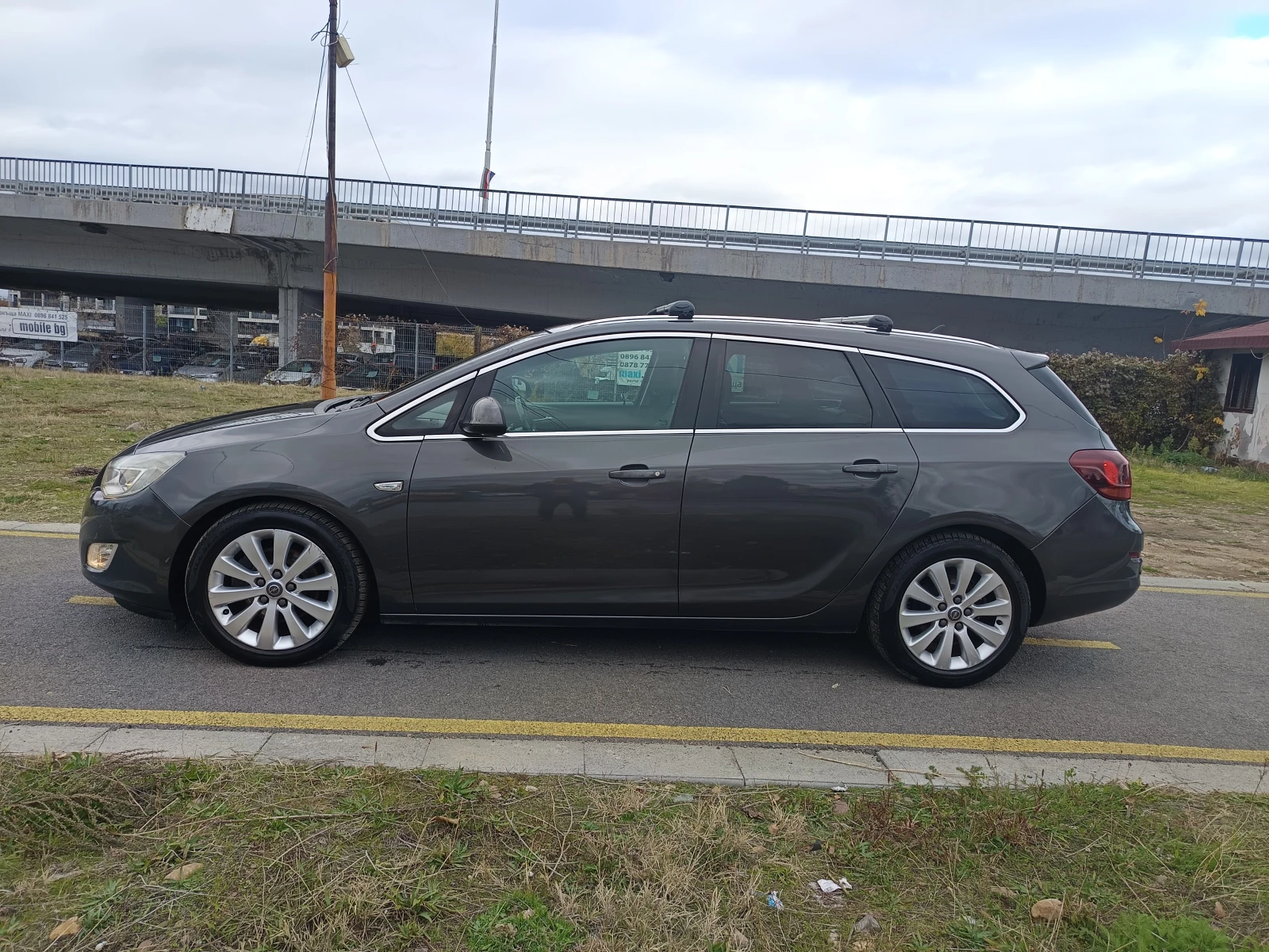 Opel Astra 1.7CDTI  COSMO - изображение 4