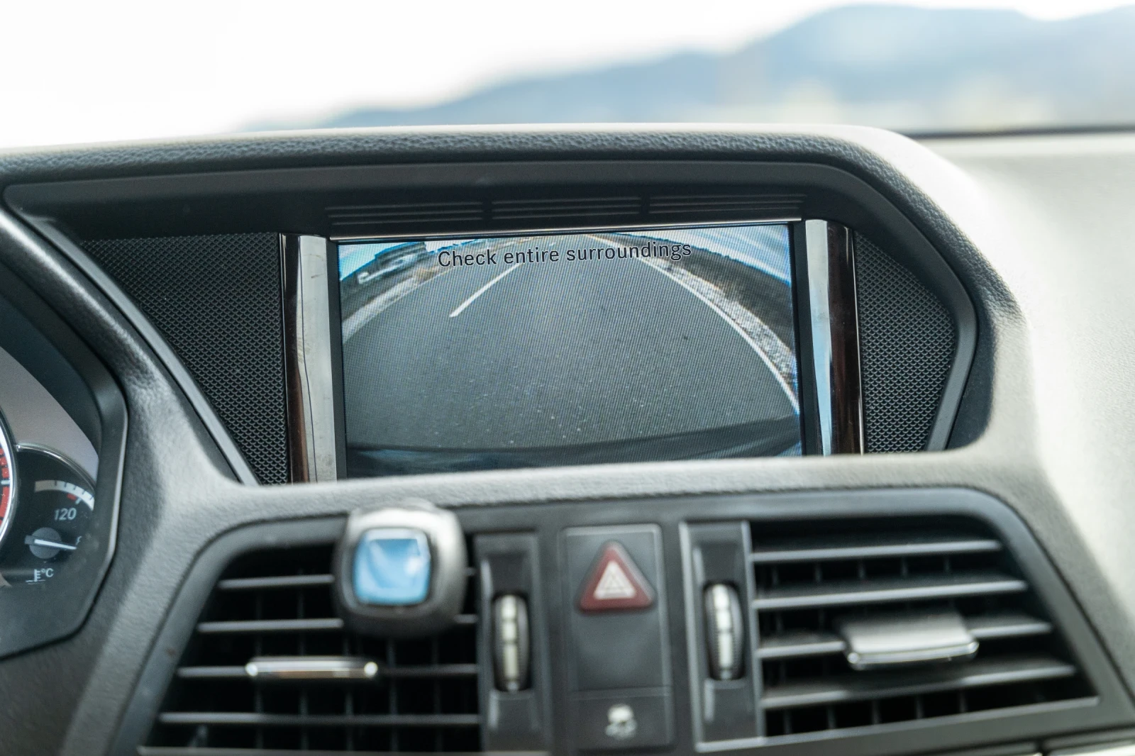 Mercedes-Benz E 250  - изображение 7