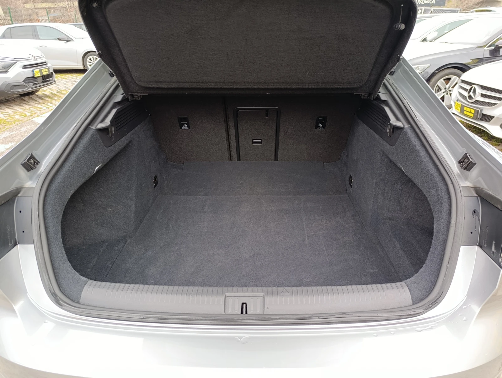 VW Arteon 2.0TDI DSG- R-Line �������� | Mobile.bg � ����������� 15