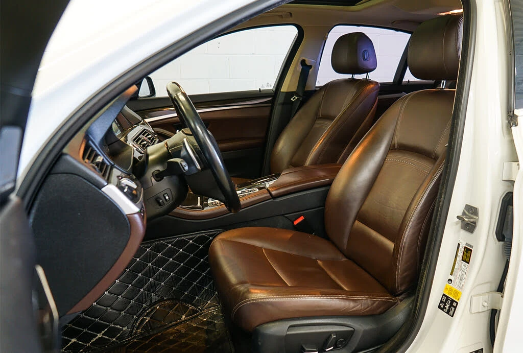 BMW 535 d X-DRIVE* HEAD-UP* 360CAM* АвтоКредит(ЦЕНА ДО БГ), снимка 9 - Автомобили и джипове - 53757752