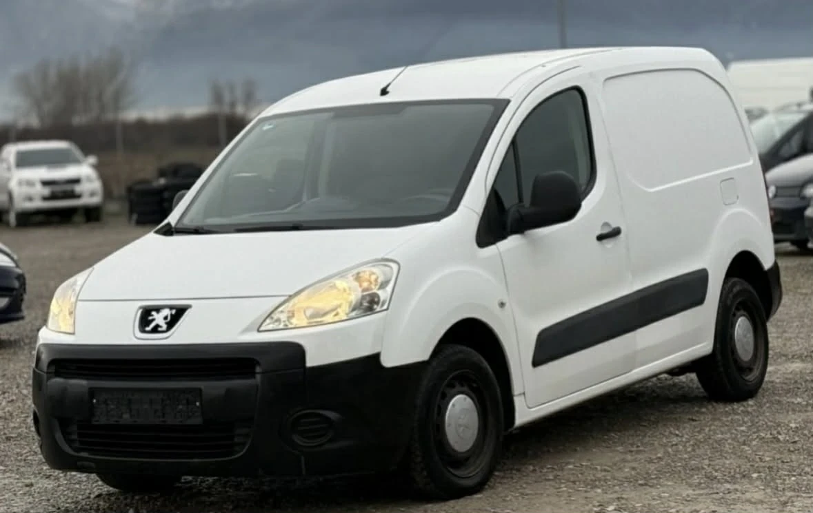 Peugeot Partner 1.6HDI Климатик Германия , снимка 2 - Автомобили и джипове - 53761563