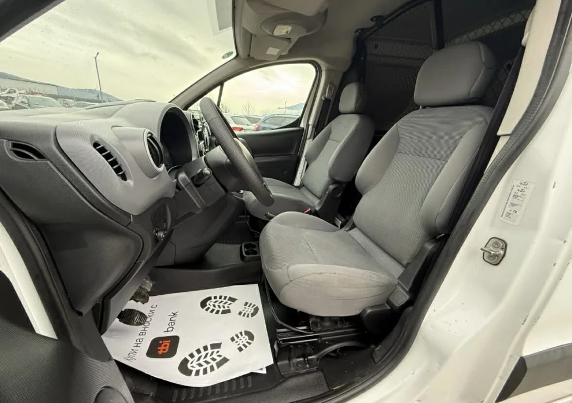 Peugeot Partner 1.6HDI Климатик Германия , снимка 8 - Автомобили и джипове - 53761563