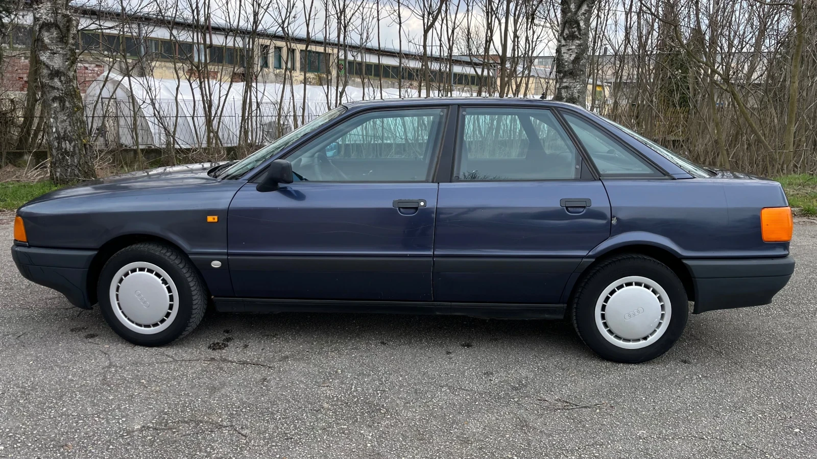 Audi 80 1.8s, снимка 4 - Автомобили и джипове - 53925946