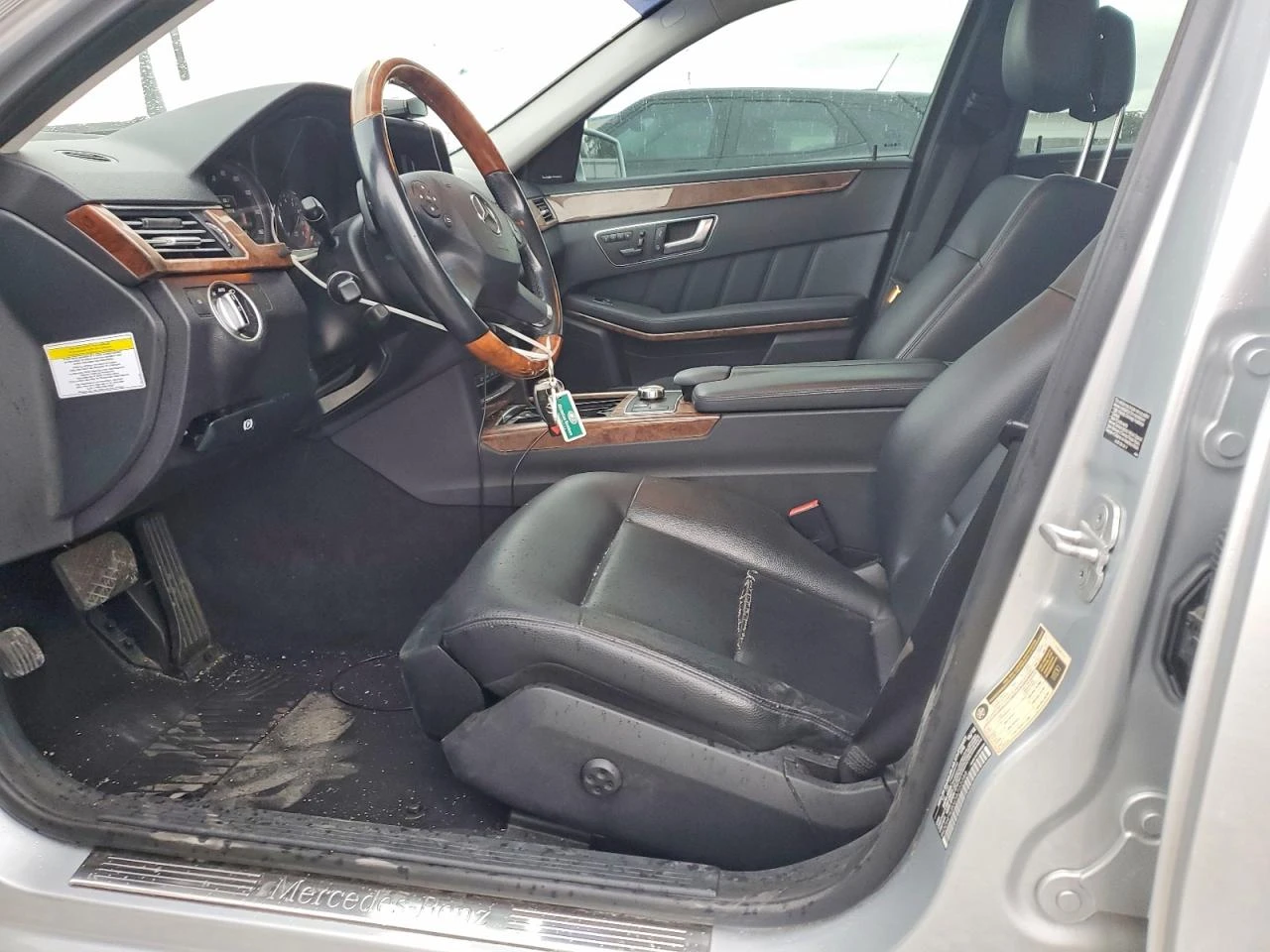 Mercedes-Benz E 350 3.5l 4Matic, снимка 7 - Автомобили и джипове - 54064344