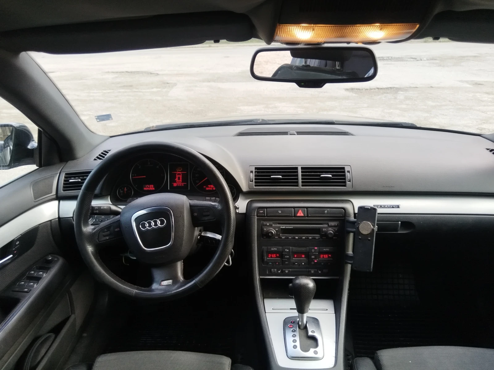 Audi A4 3.0 TDI Quattro S-Line, снимка 11 - Автомобили и джипове - 54245947