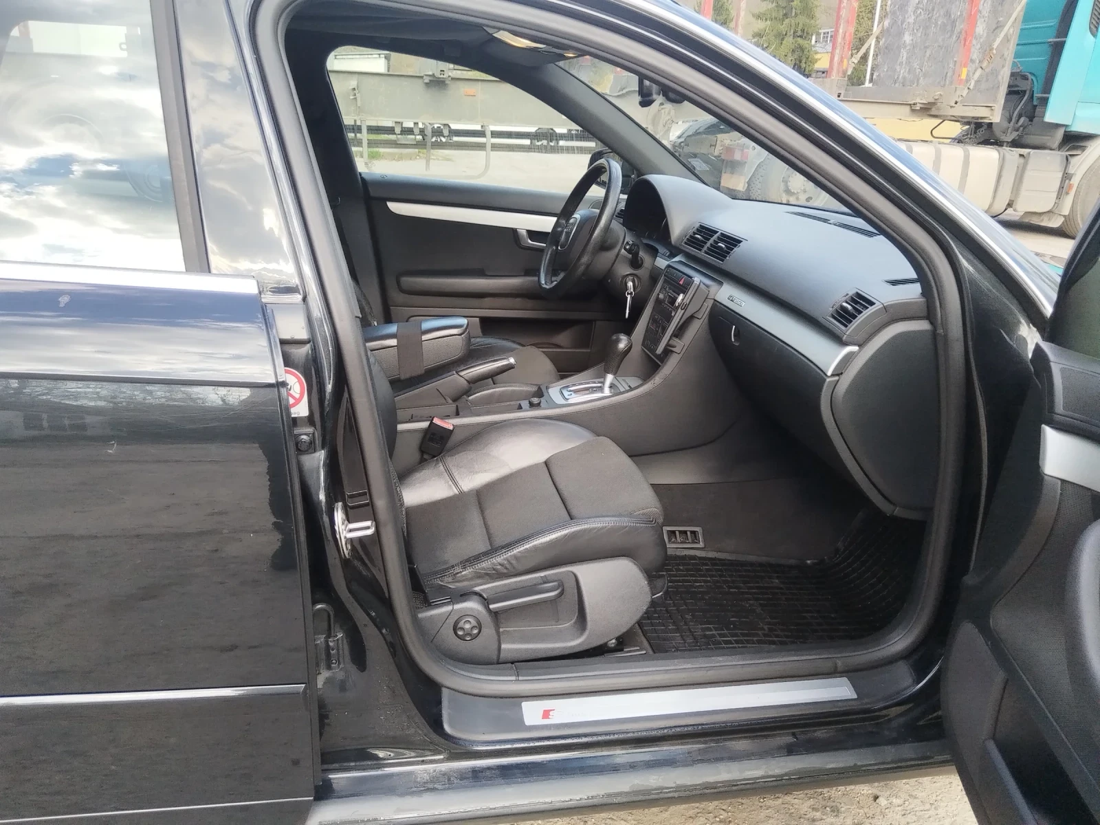 Audi A4 3.0 TDI Quattro S-Line, снимка 8 - Автомобили и джипове - 54245947