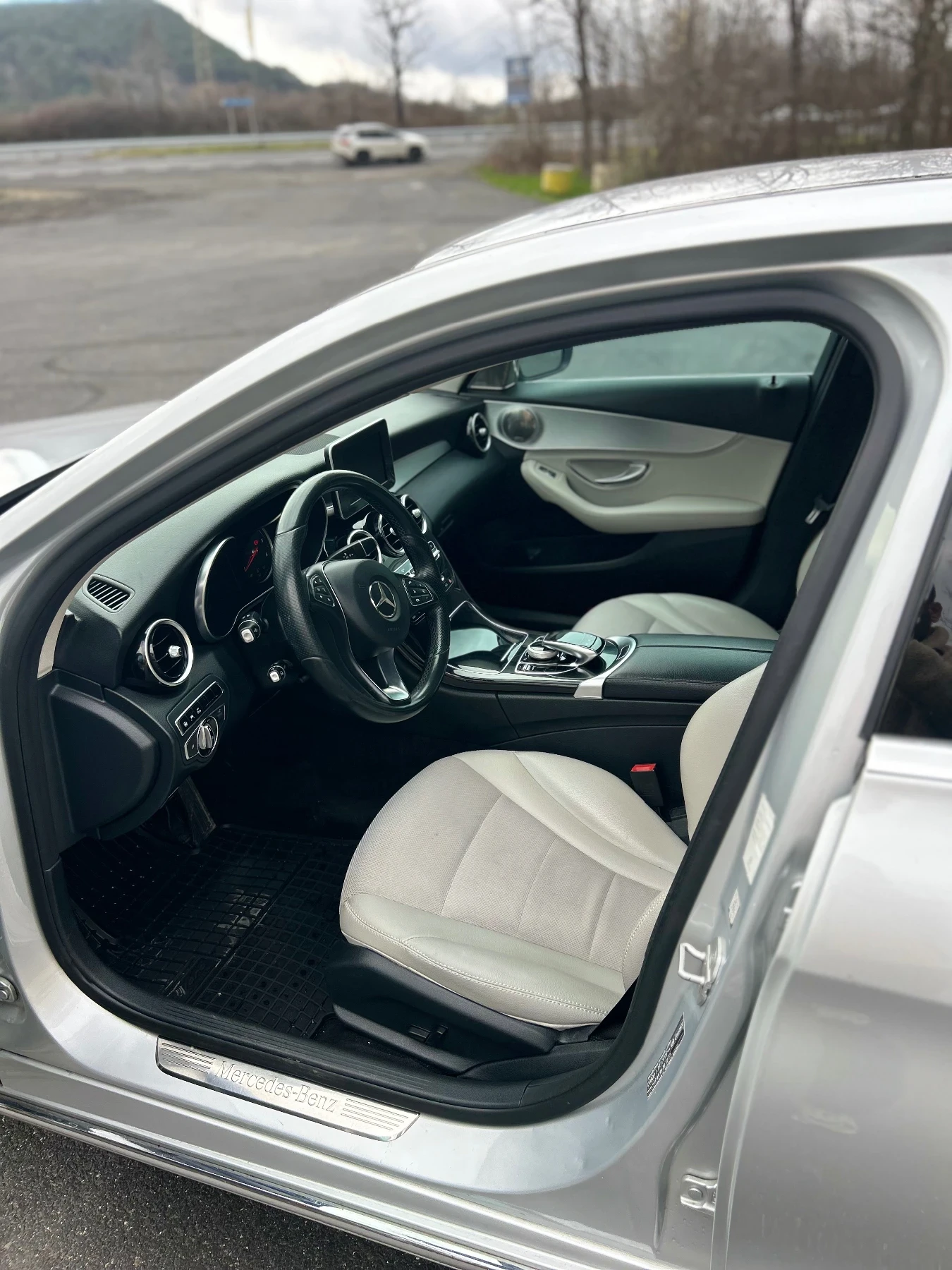 Mercedes-Benz C 220 Luxury Bluetec, снимка 6 - Автомобили и джипове - 54412590
