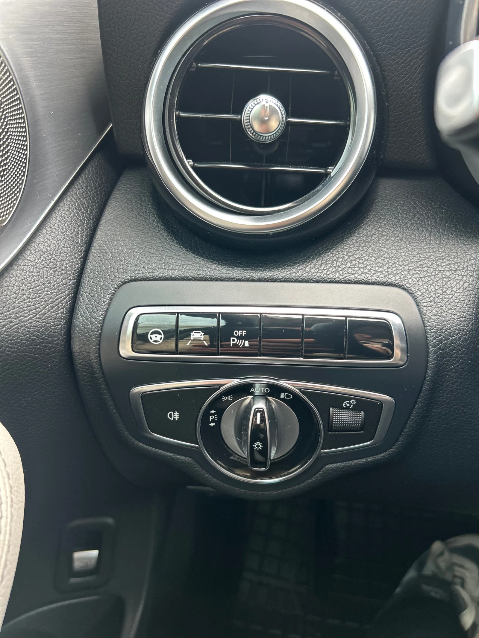 Mercedes-Benz C 220 Luxury Bluetec, снимка 12 - Автомобили и джипове - 54412590