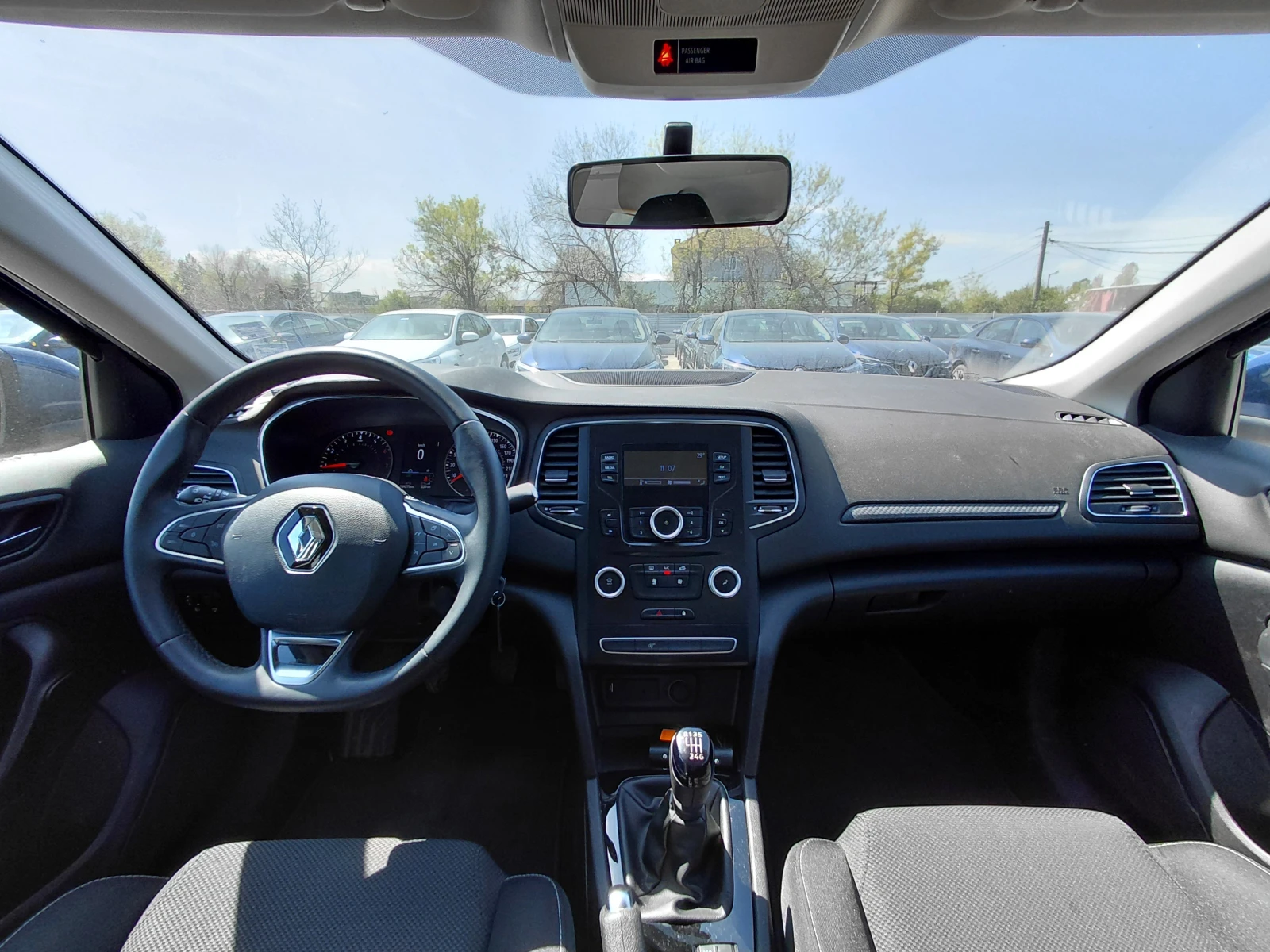 Renault Megane 1.3TCe/140�.�/Life | Mobile.bg � ����������� 9