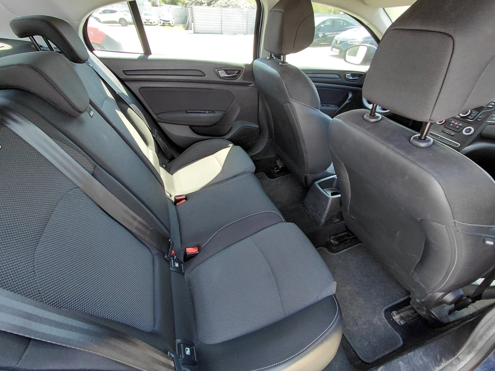 Renault Megane 1.3TCe/140�.�/Life | Mobile.bg � ����������� 14