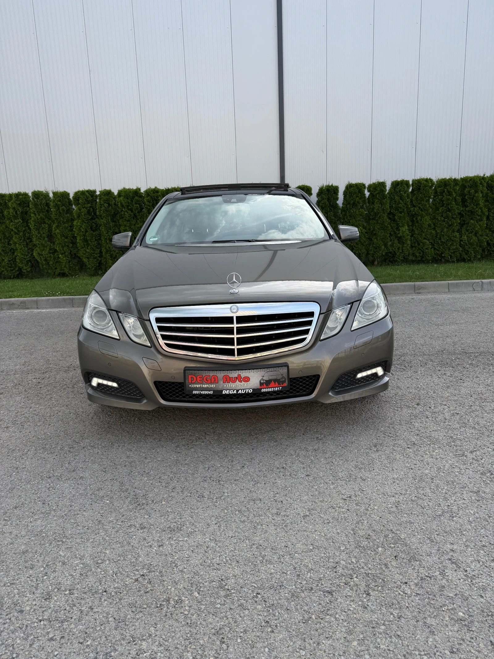 Mercedes-Benz E 300 cdi* Панорама* Start-Stop* Harman&Kardon* ЛИЗИНГ* , снимка 3 - Автомобили и джипове - 54775728