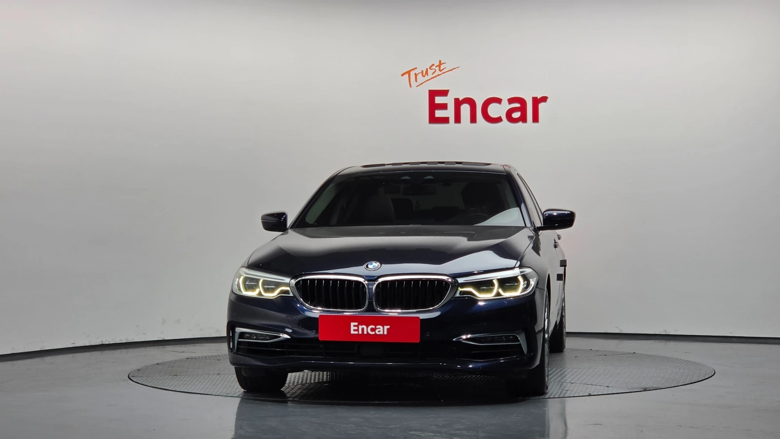 BMW 530 * ДИСТРОНИК* ОБДУХВАНЕ* HEAD UP* , снимка 2 - Автомобили и джипове - 55061097
