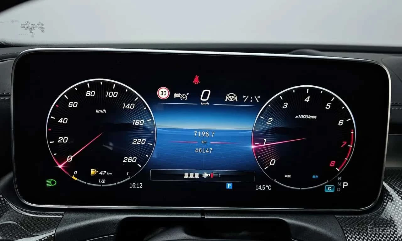 Mercedes-Benz C 300 4MATIC AMG Line, снимка 7 - Автомобили и джипове - 55406046