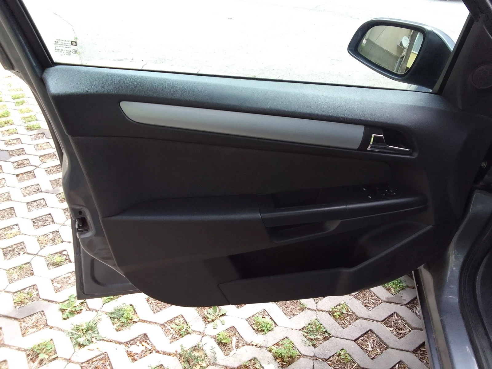 Opel Astra 1.7 cdti, снимка 14 - Автомобили и джипове - 55433256