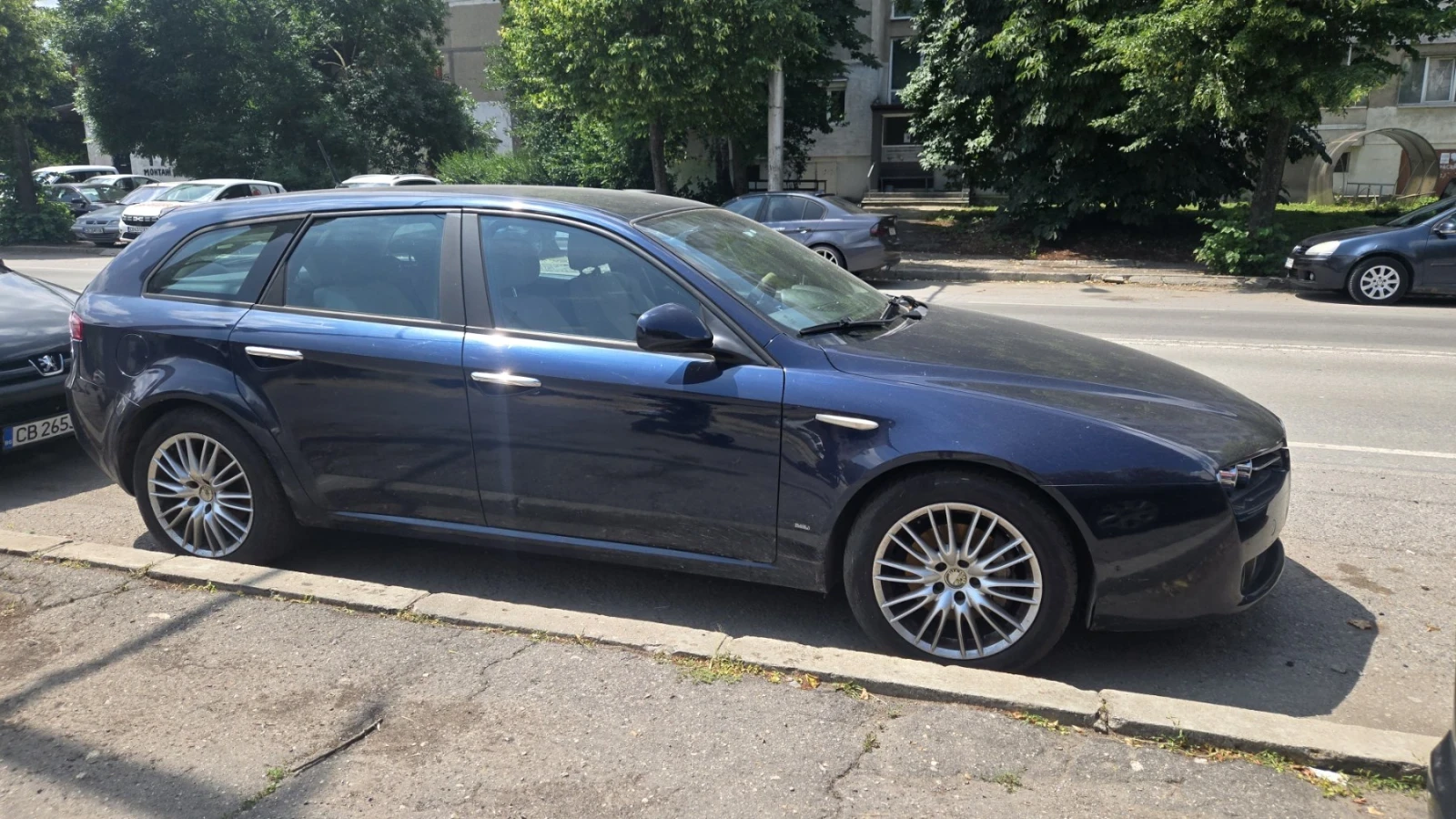 Alfa Romeo 159 sportwagon 1.9 JTDM, снимка 2 - Автомобили и джипове - 55529143