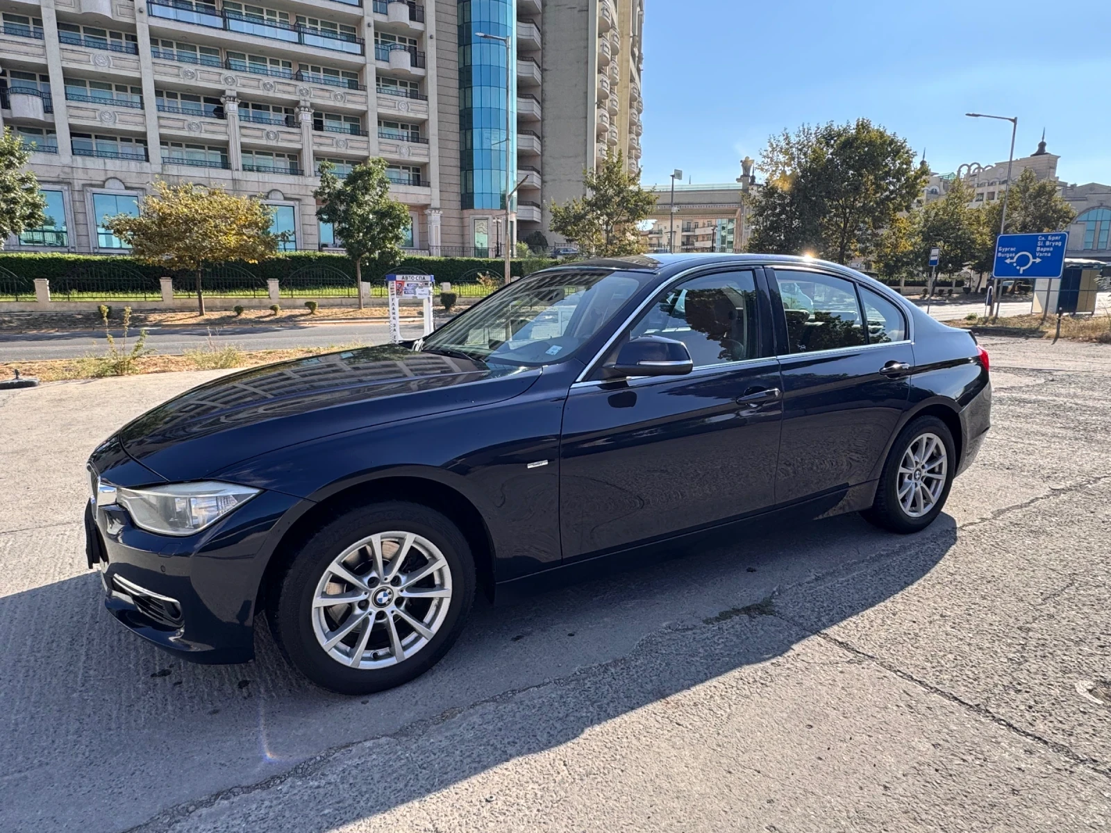 BMW 320, снимка 9 - Автомобили и джипове - 55871661
