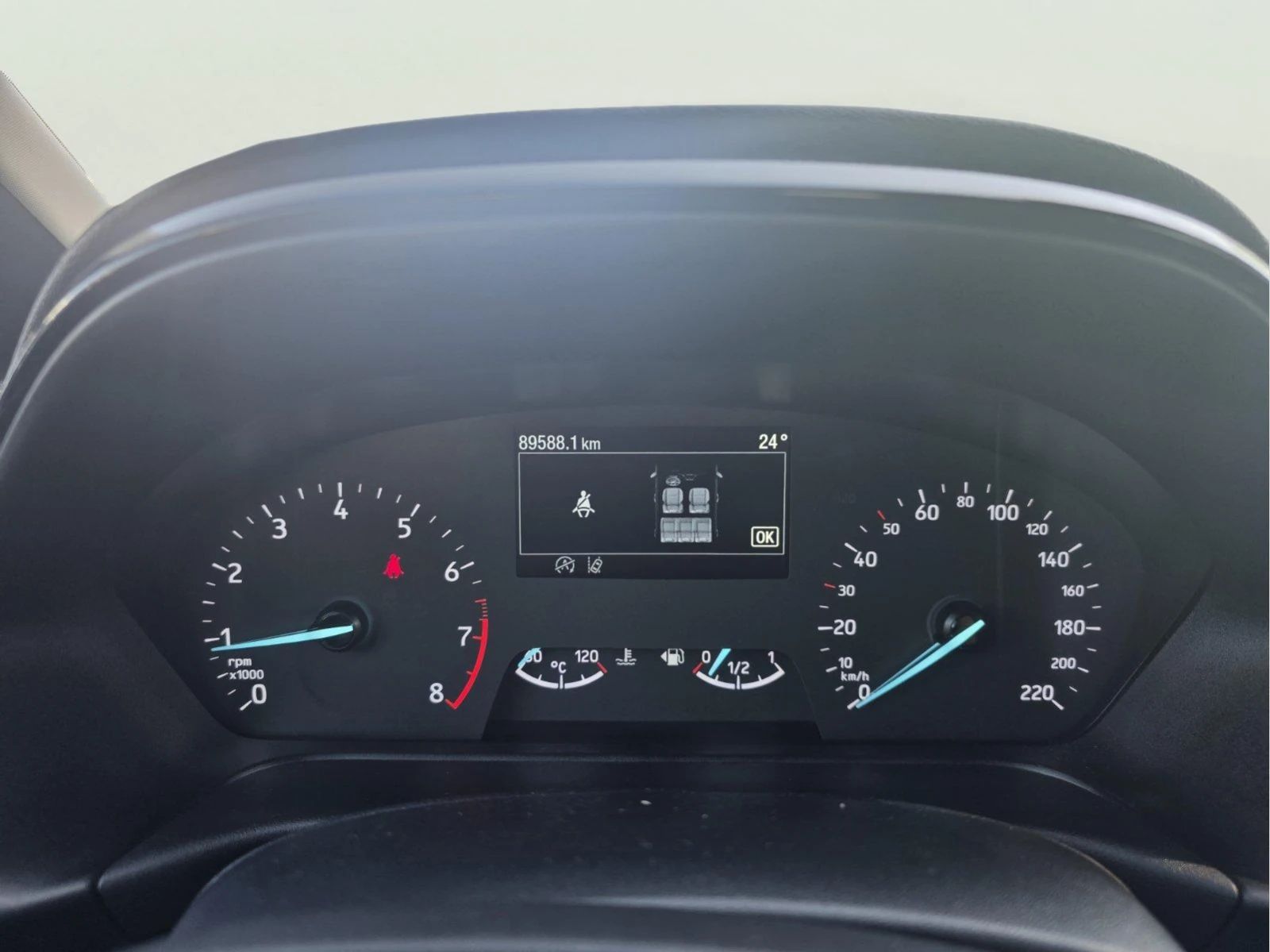 Ford Fiesta 1.1 Duratec, снимка 12 - Автомобили и джипове - 55994841