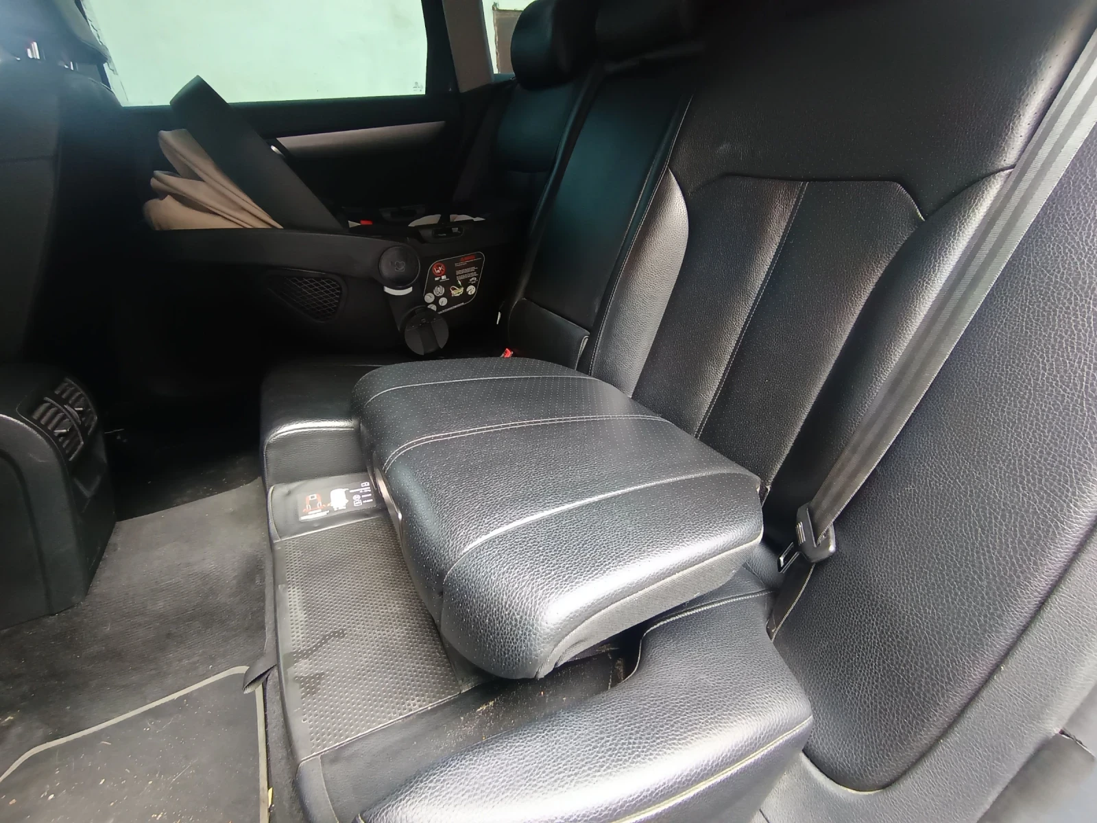 VW Passat BlueMotion, снимка 8 - Автомобили и джипове - 56611060