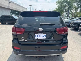 Kia Sorento | CLEAR CARFAX TOP SERVICE, снимка 4