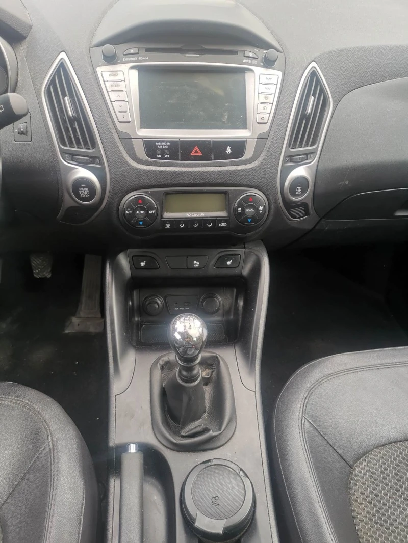 Hyundai IX35 1.6 GDI, снимка 12 - Автомобили и джипове - 40297956