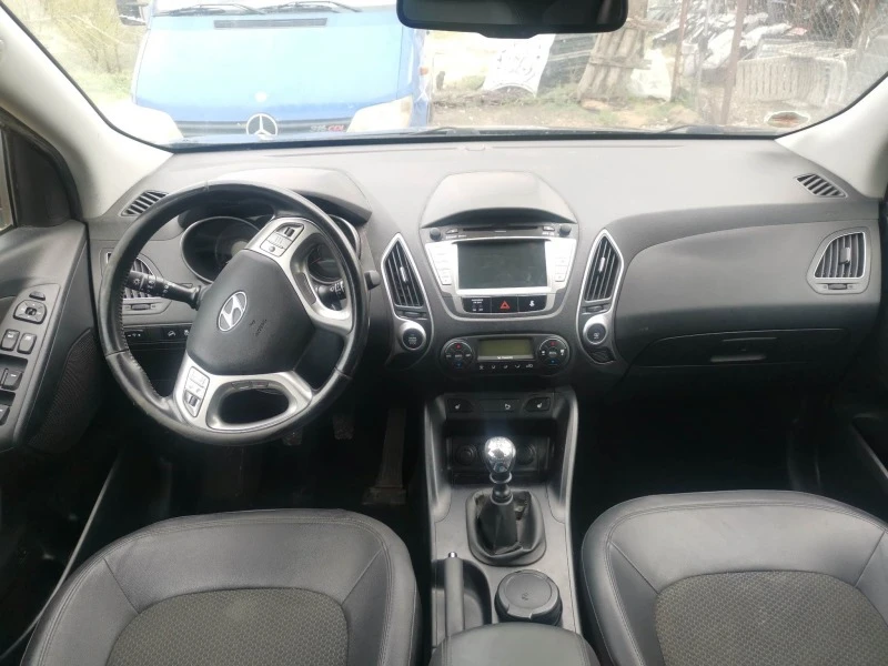 Hyundai IX35 1.6 GDI, снимка 8 - Автомобили и джипове - 40297956