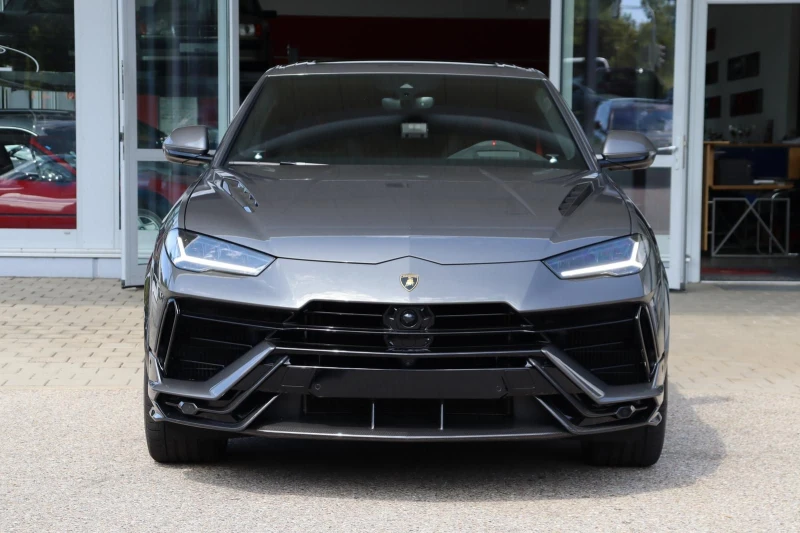 Lamborghini Urus PERFORMANTE/CERAMIC/CARBON/AKRAPOVIC/B&O/ADAS/23/, снимка 2 - Автомобили и джипове - 49190413