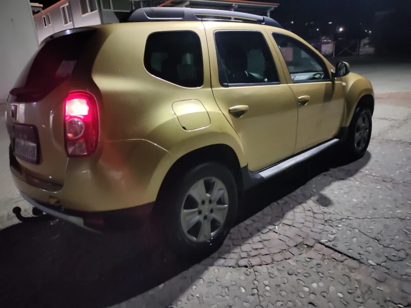 Dacia Duster SUV , снимка 11 - Автомобили и джипове - 52035931