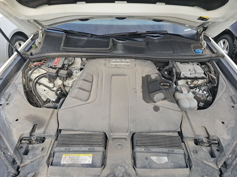 Audi Q7 3.0T Premium Plus QUATTRO | 7 МЕСТА | ПАНОРАМА | , снимка 16 - Автомобили и джипове - 53326880