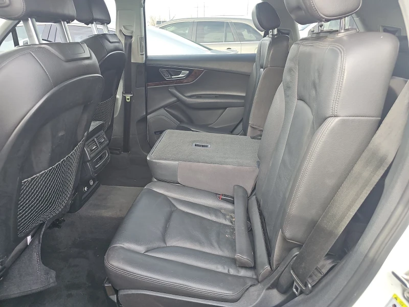 Audi Q7 3.0T Premium Plus QUATTRO | 7 МЕСТА | ПАНОРАМА | , снимка 13 - Автомобили и джипове - 53326880