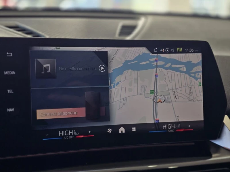 BMW X1 xDrive* АвтоКредит* (ЦЕНА ДО БГ), снимка 15 - Автомобили и джипове - 53358799