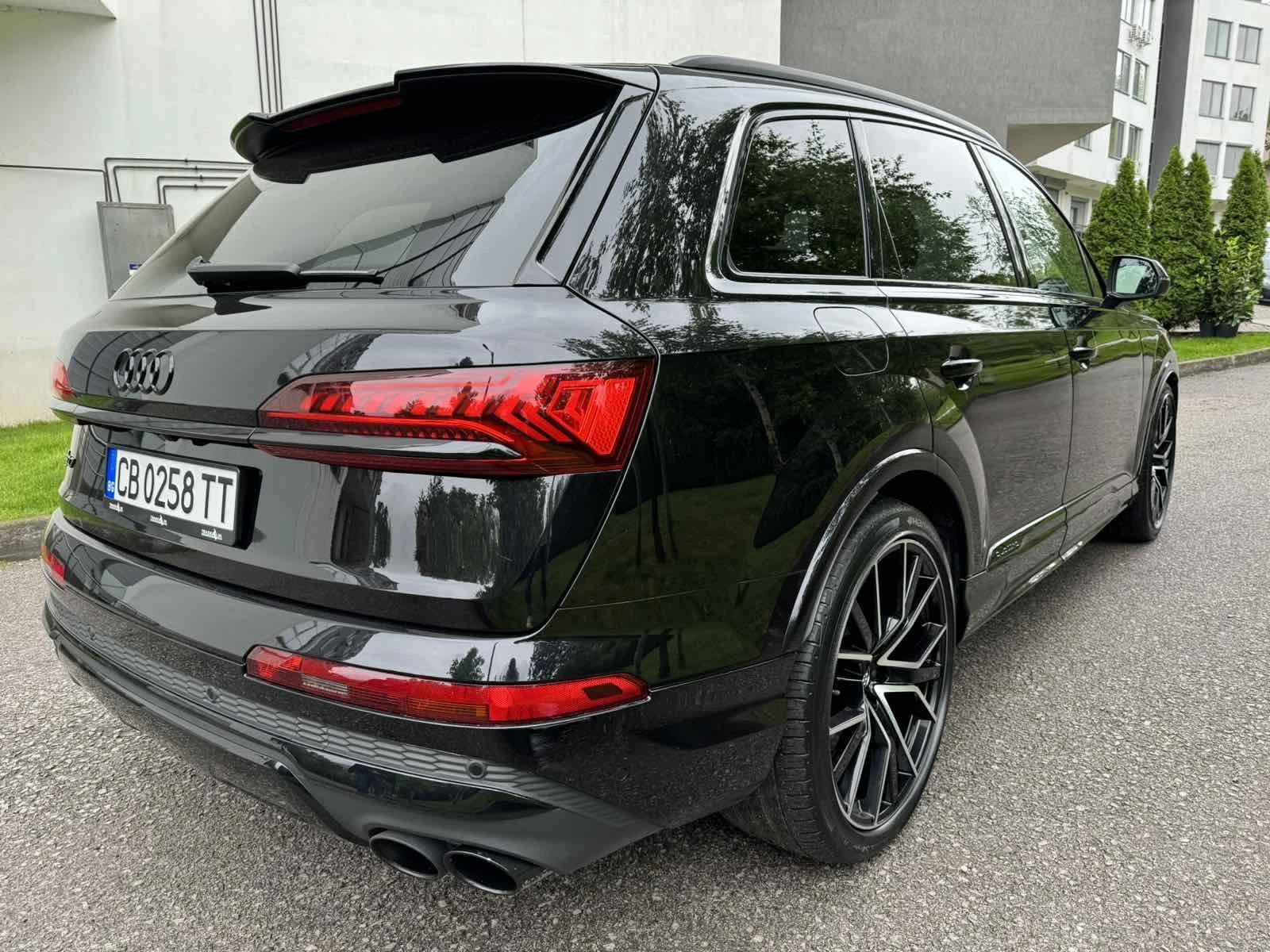 Audi SQ7  - изображение 7