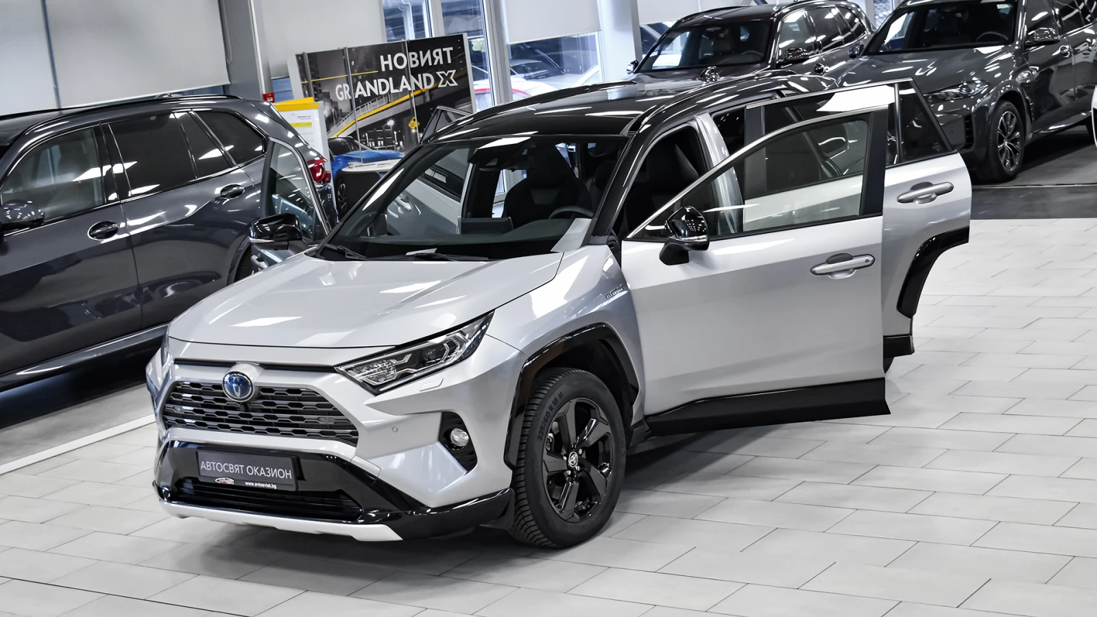 Toyota Rav4 2.5 Hybrid Luxury 4x4 Automatic - [1] 