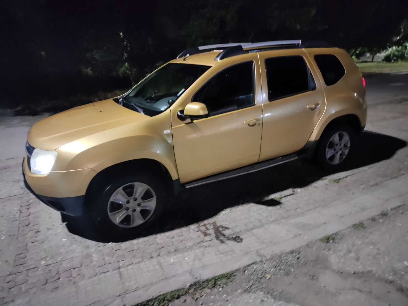 Dacia Duster SUV  | Mobile.bg � ����������� 13