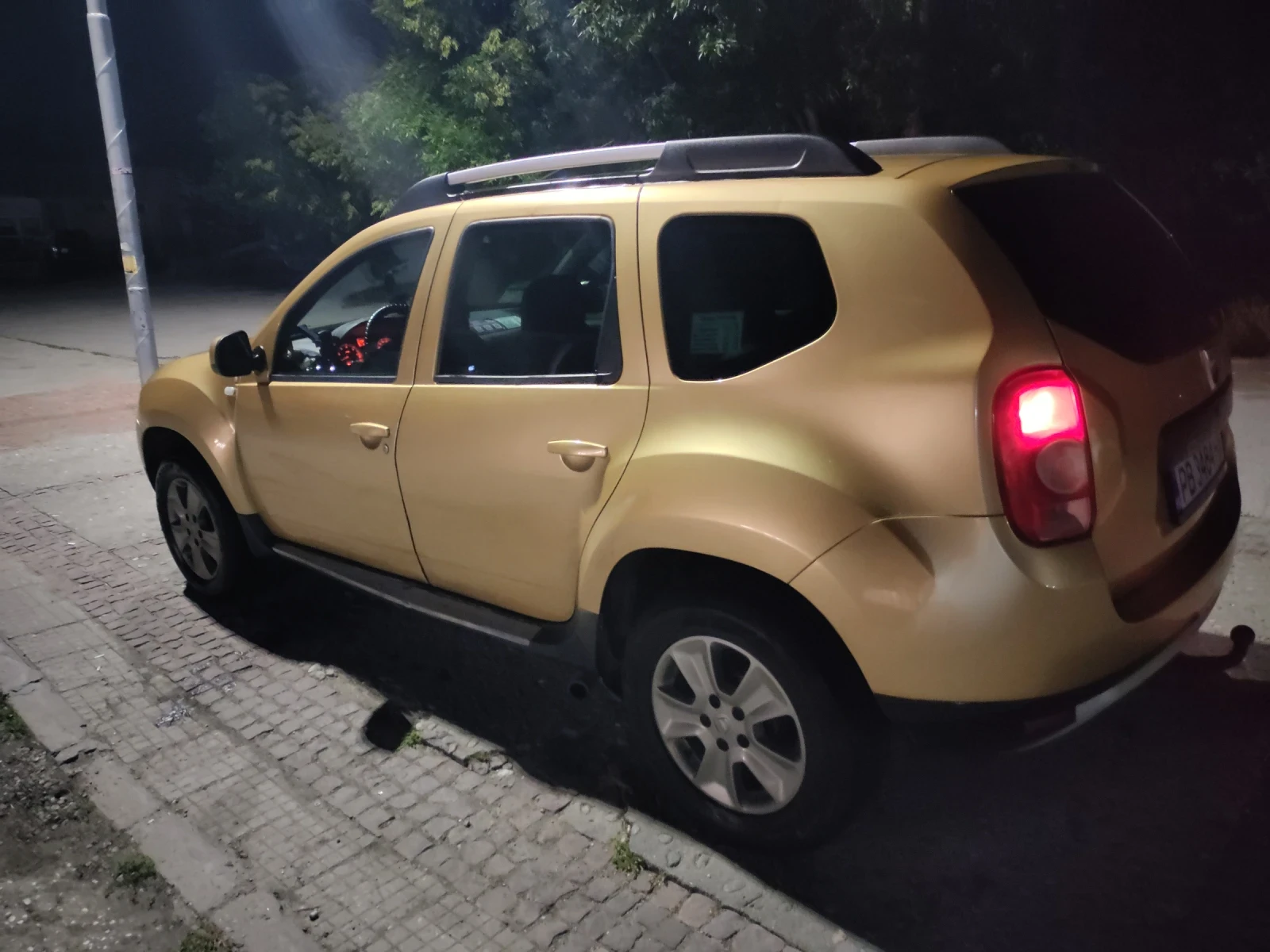 Dacia Duster SUV  | Mobile.bg � ����������� 12
