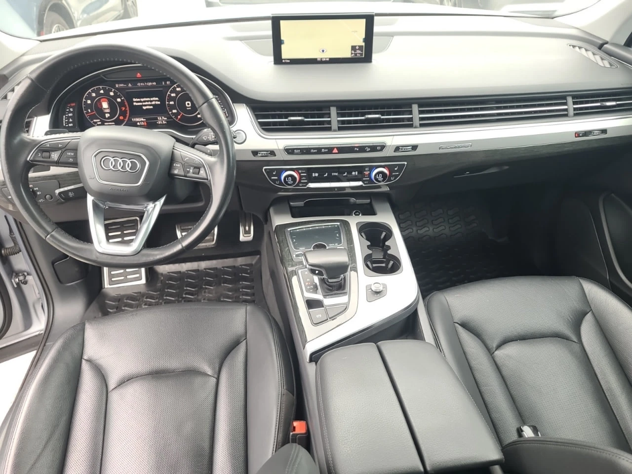 Audi Q7 * CARFAX * АВТО КРЕДИТ * ЦЕНА ДО БГ! - изображение 6