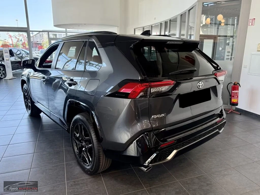 Toyota Rav4 НОВ!/GR-SPORT/306HP/PHEV/360CAM/CARPLAY/DIGI/631f - изображение 3