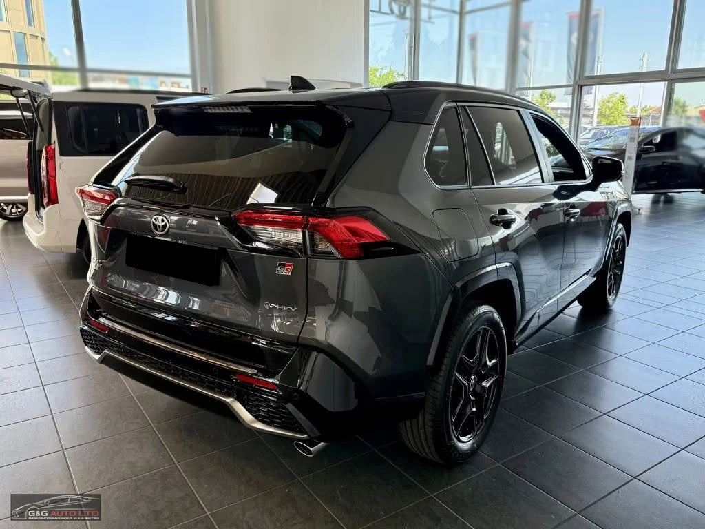 Toyota Rav4 НОВ!/GR-SPORT/306HP/PHEV/360CAM/CARPLAY/DIGI/631f - изображение 6