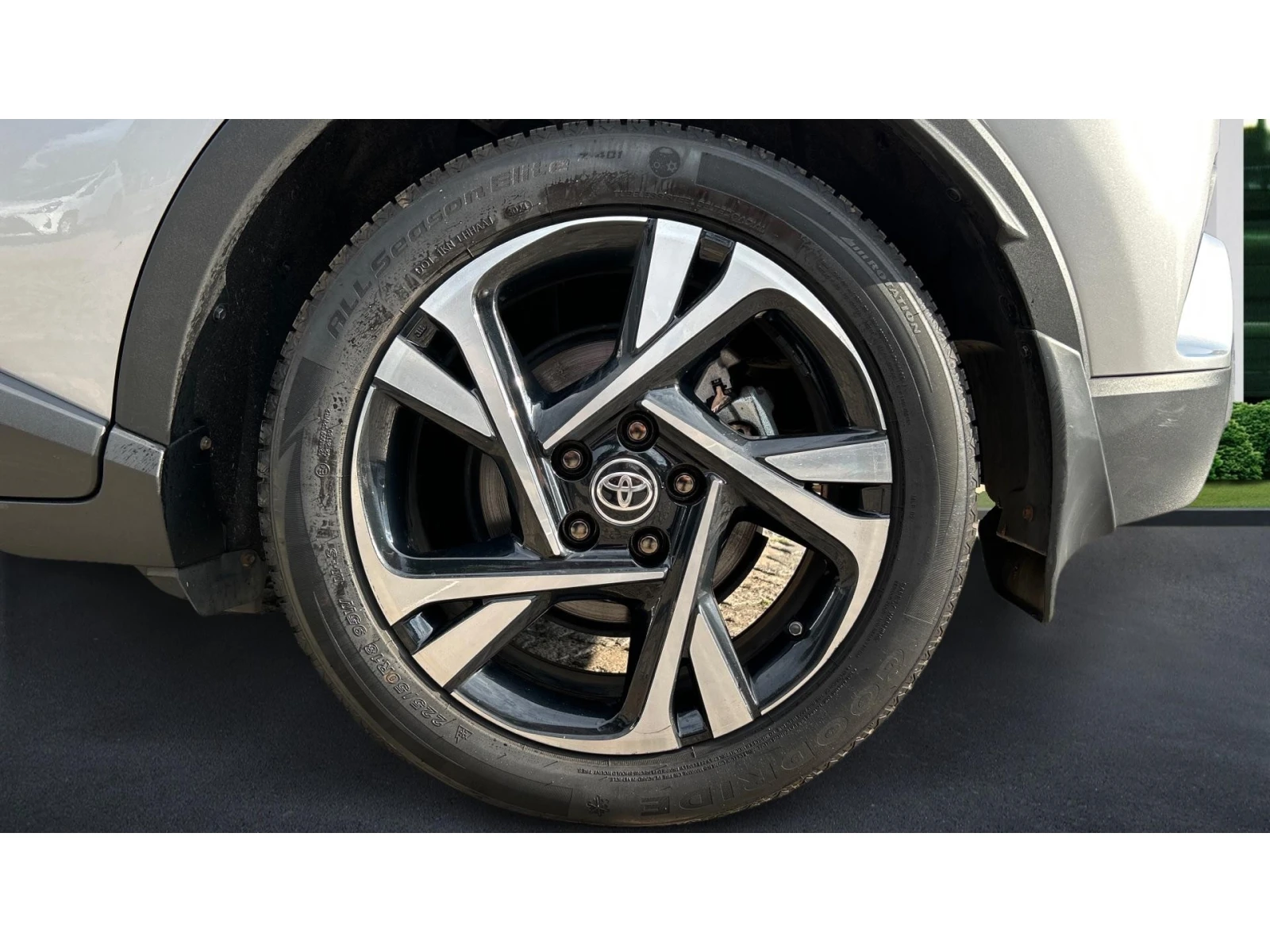 Toyota C-HR    470 . | Mobile.bg   16