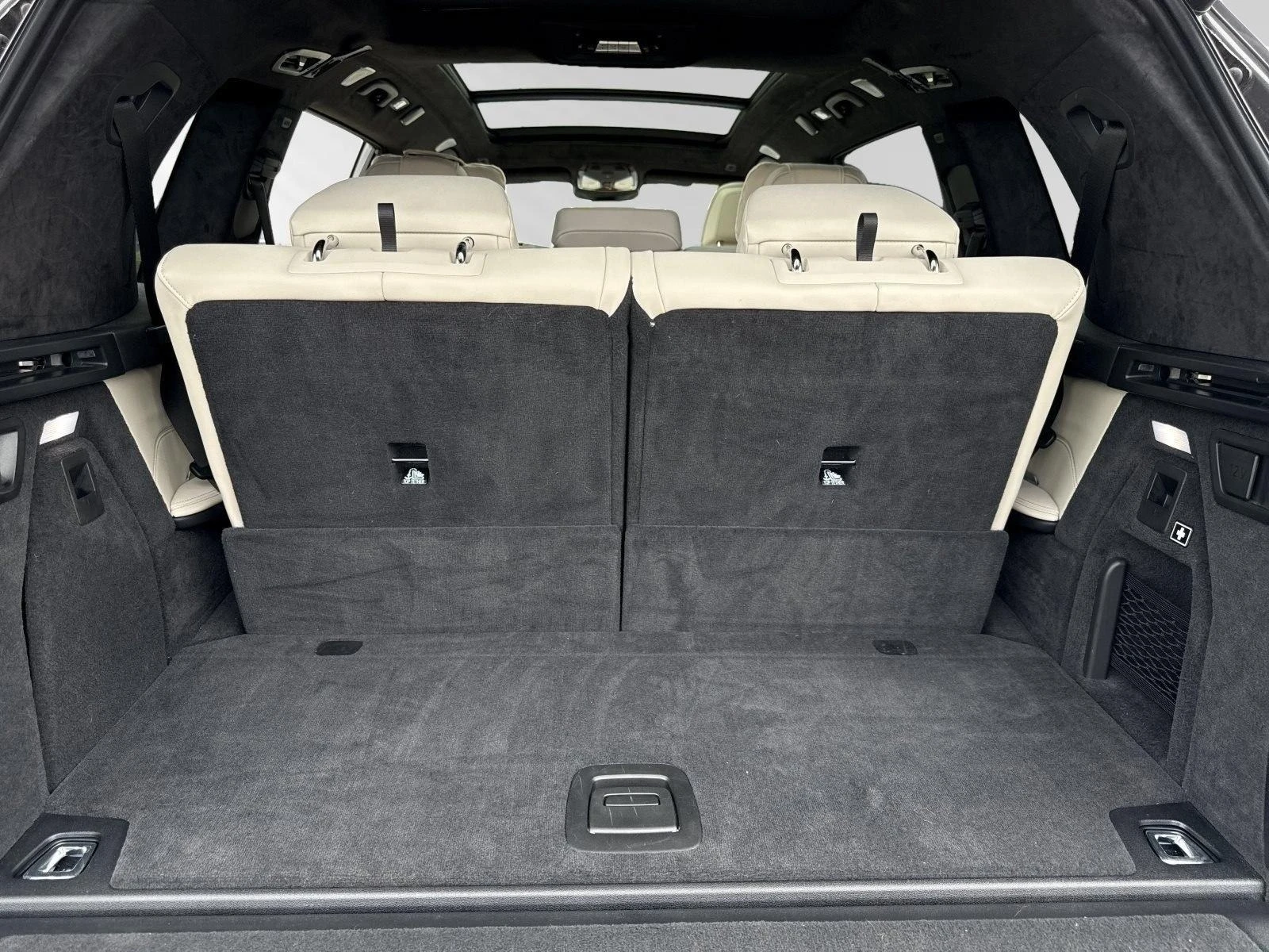 BMW X7 M60i/xDrive/FACELIFT/B&W/PANO/HEAD UP/360/ | Mobile.bg   15