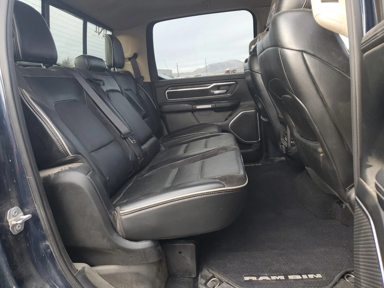 Dodge RAM 1500 LARAMIE - изображение 10