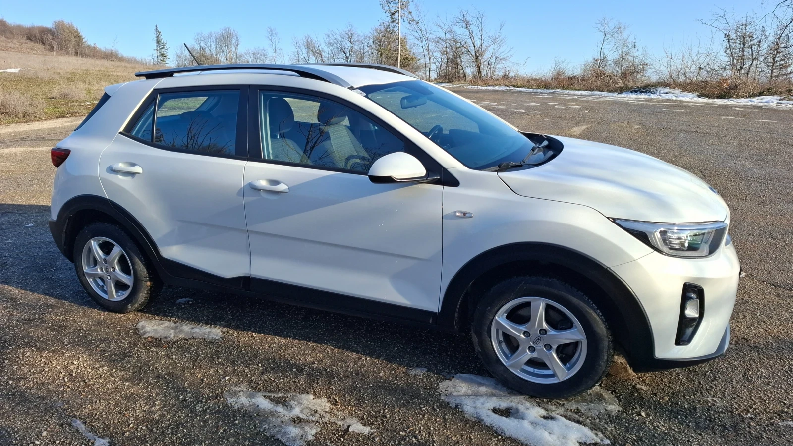 Kia Stonic 1.2i, снимка 5 - Автомобили и джипове - 53821509