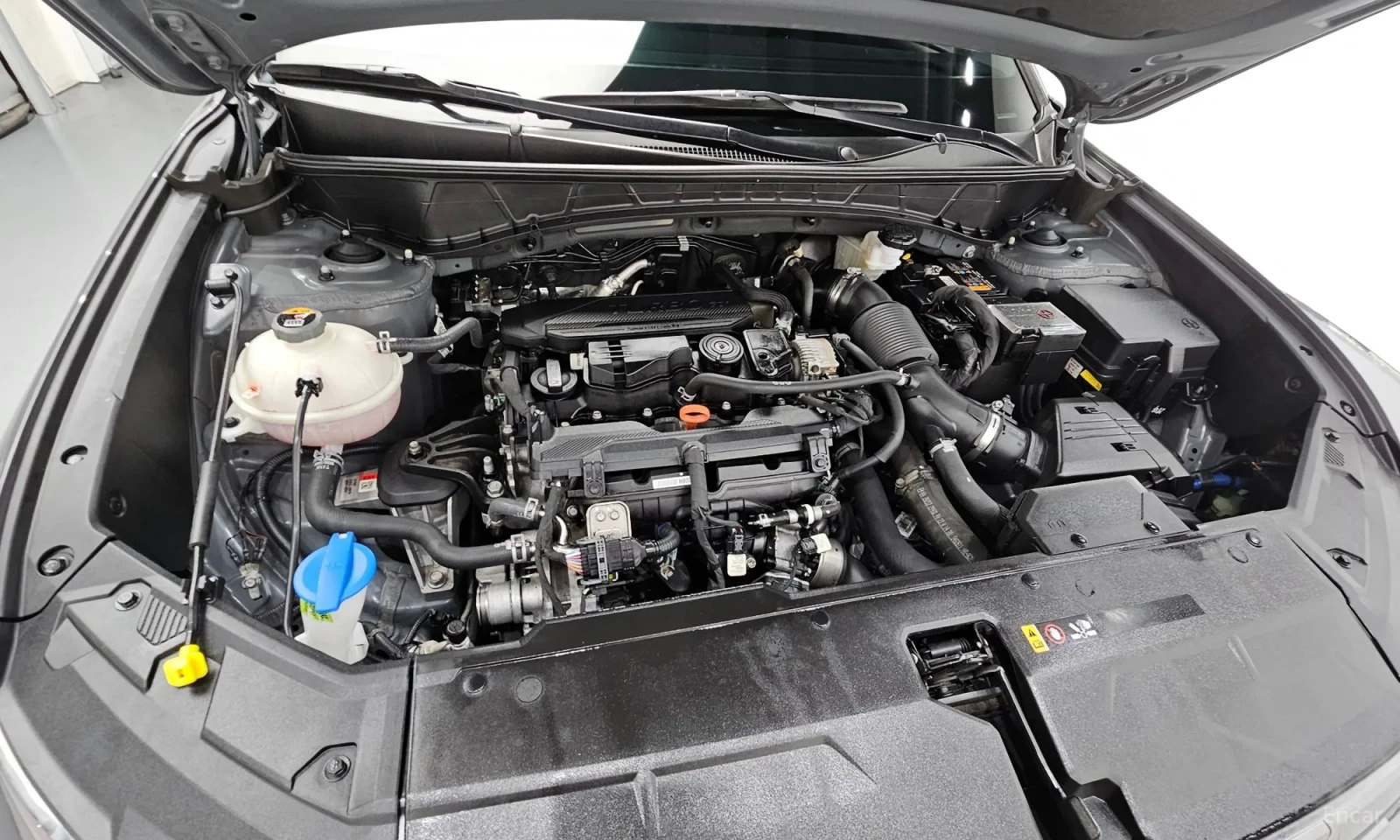 Hyundai Tucson, снимка 6 - Автомобили и джипове - 55261215