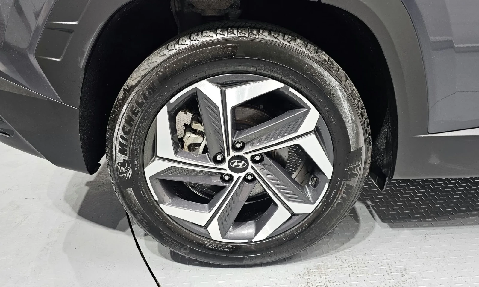 Hyundai Tucson, снимка 5 - Автомобили и джипове - 55261215