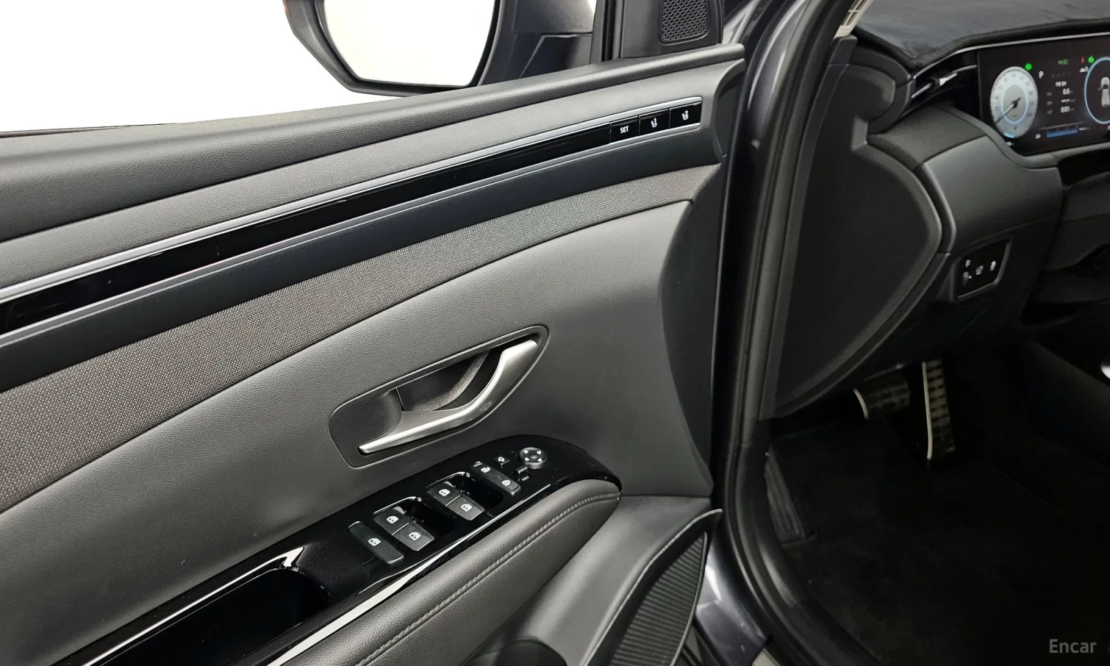 Hyundai Tucson, снимка 13 - Автомобили и джипове - 55261215