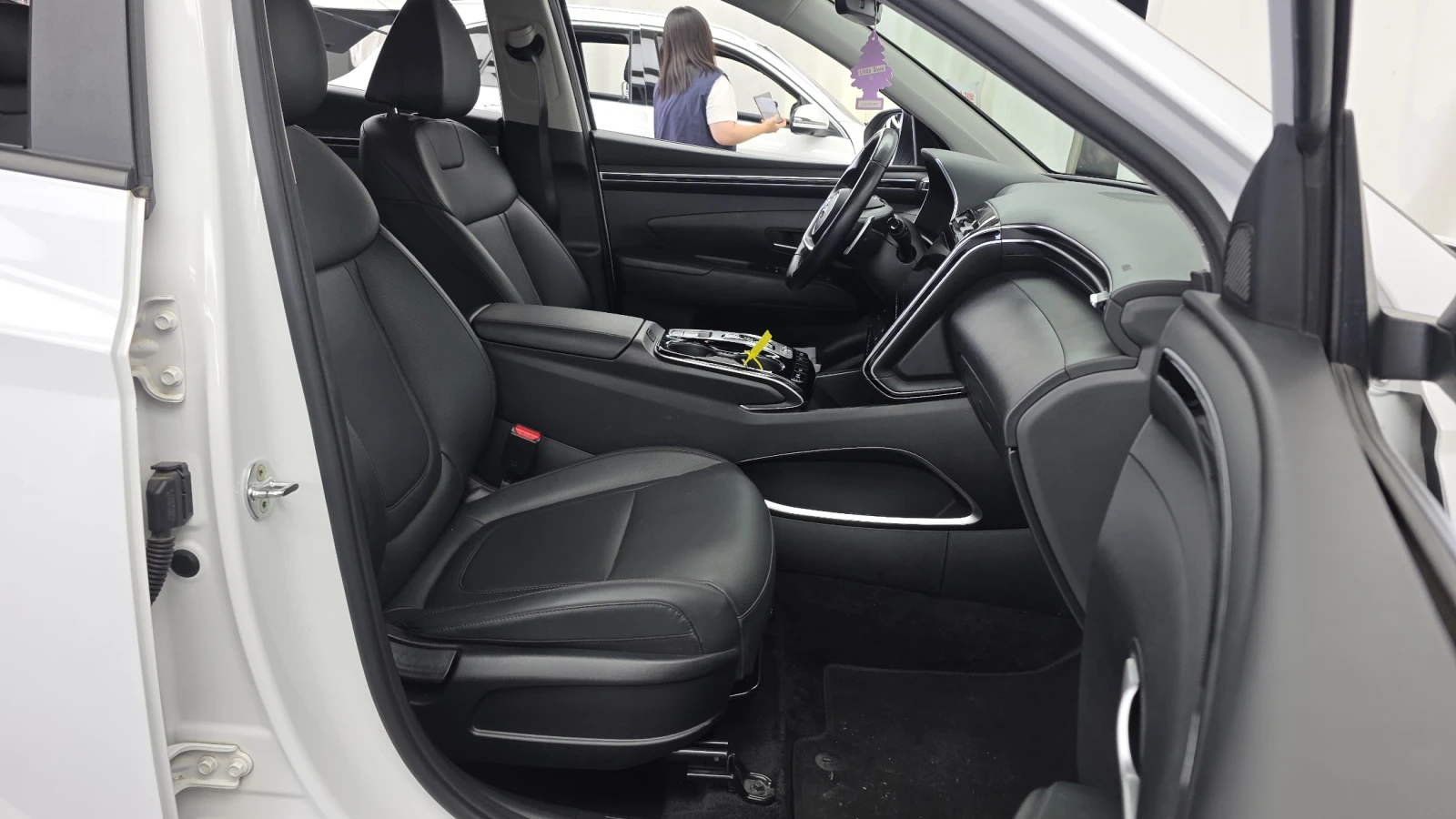 Hyundai Tucson 1.6T Modern* BLIND SPOT* КРАЙНА ЦЕНА, снимка 11 - Автомобили и джипове - 55594531