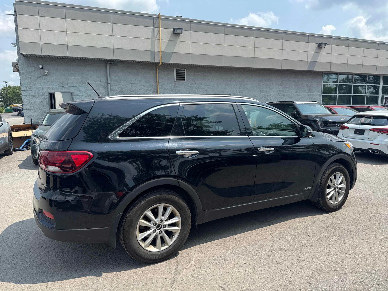 Kia Sorento | CLEAR CARFAX TOP SERVICE, снимка 3 - Автомобили и джипове - 55620405
